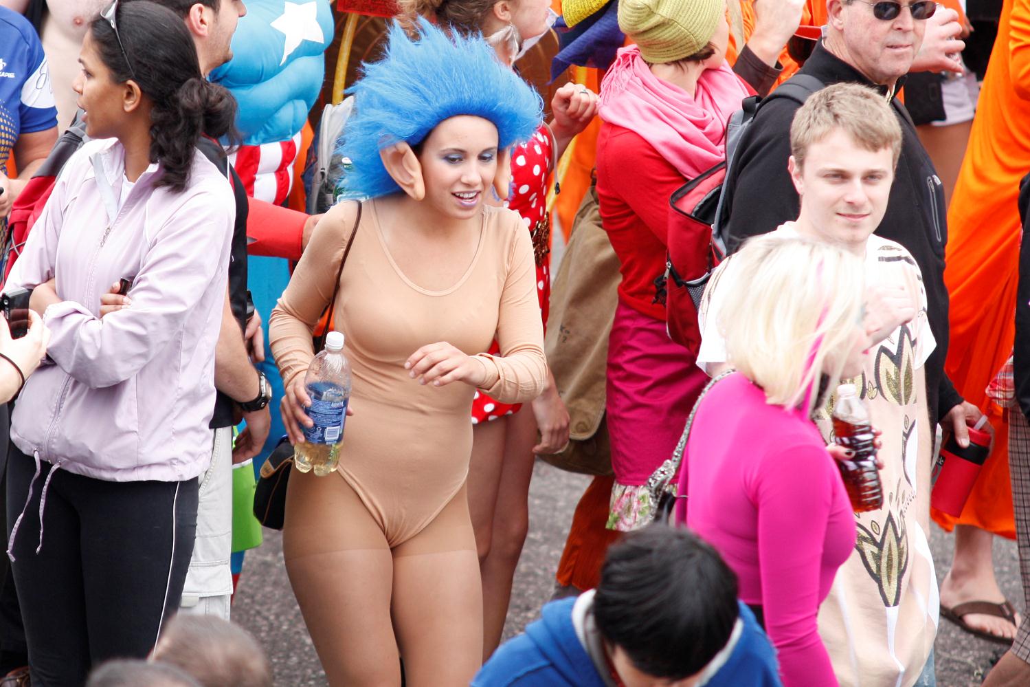 2010_san_francisco_bay_to_breakers_103.jpg