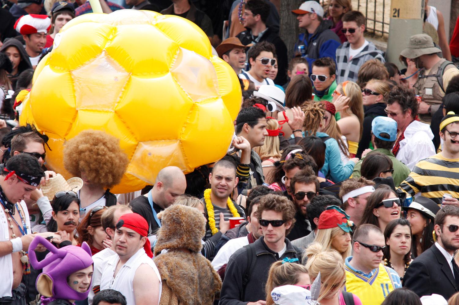 2010_san_francisco_bay_to_breakers_140.jpg