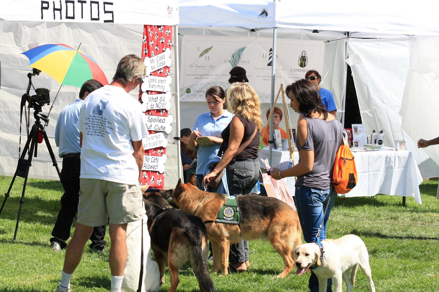 2010_bark_in_the_park_012.jpg