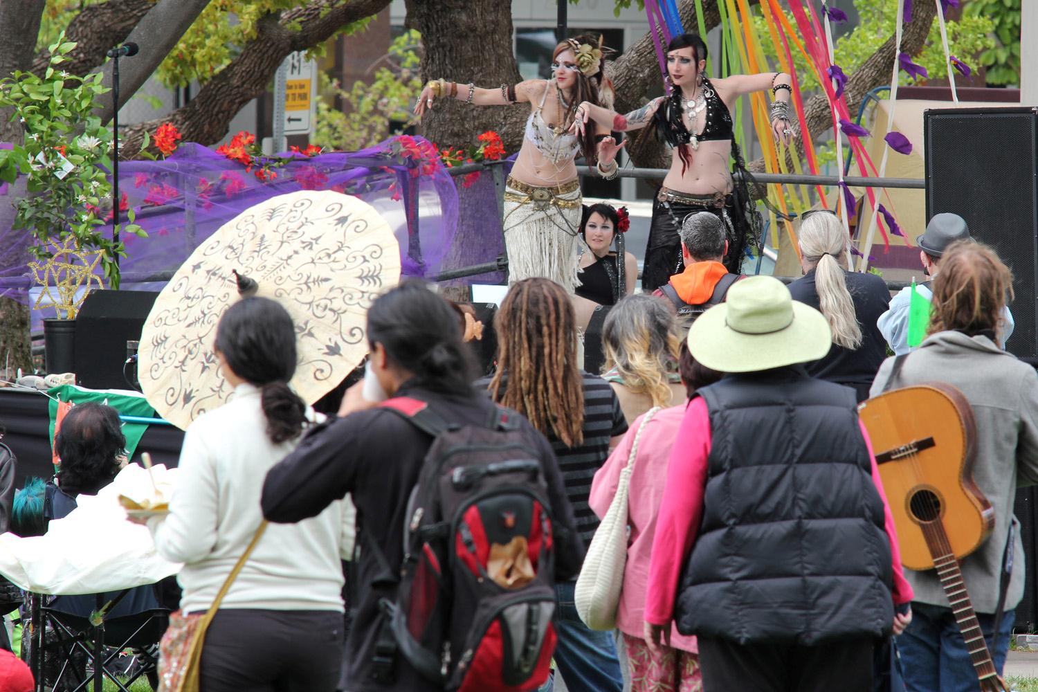 2011_pagan_015.jpg