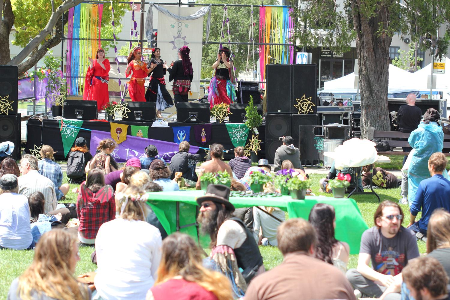2011_pagan_029.jpg