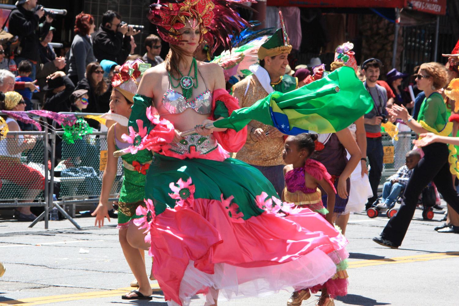 2011_sf_carnaval_065.jpg