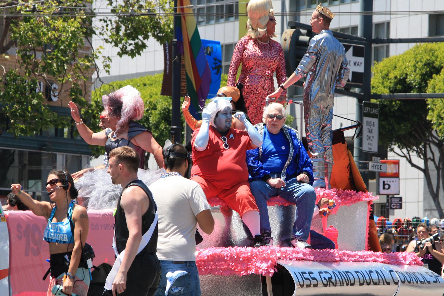 2011_sf_pride_147.jpg