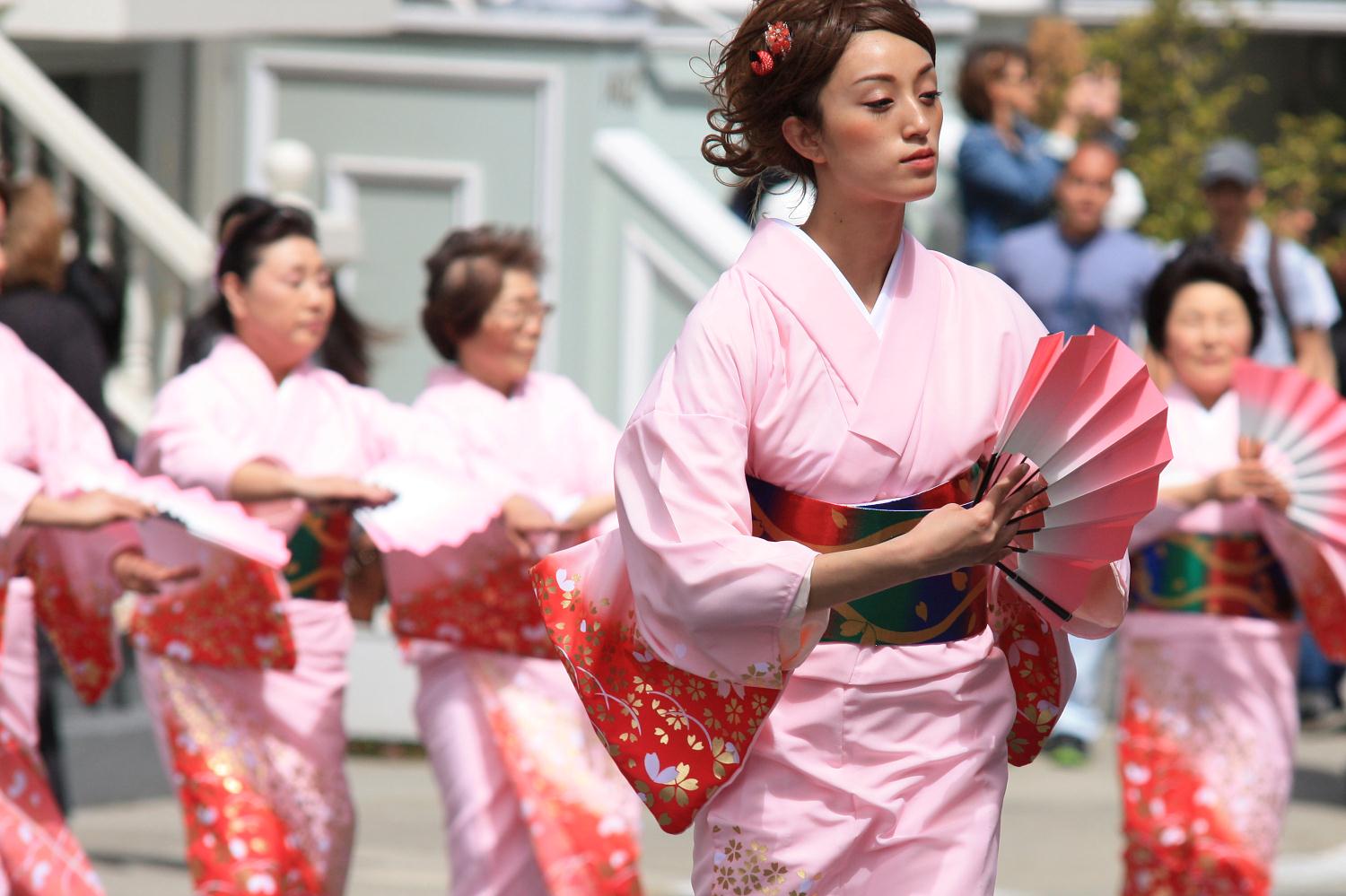 2012_san_francisco_cherry_blossom_festival_035.jpg